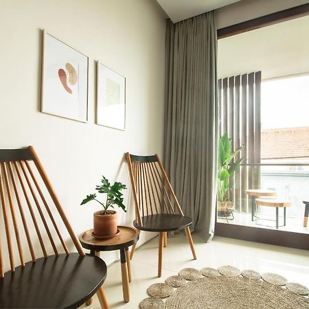 Pelangi 148 Beach Suites سمينياك المظهر الخارجي الصورة