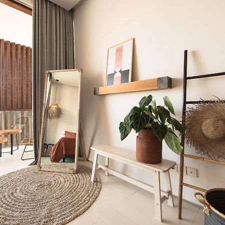 Pelangi 148 Beach Suites سمينياك المظهر الخارجي الصورة