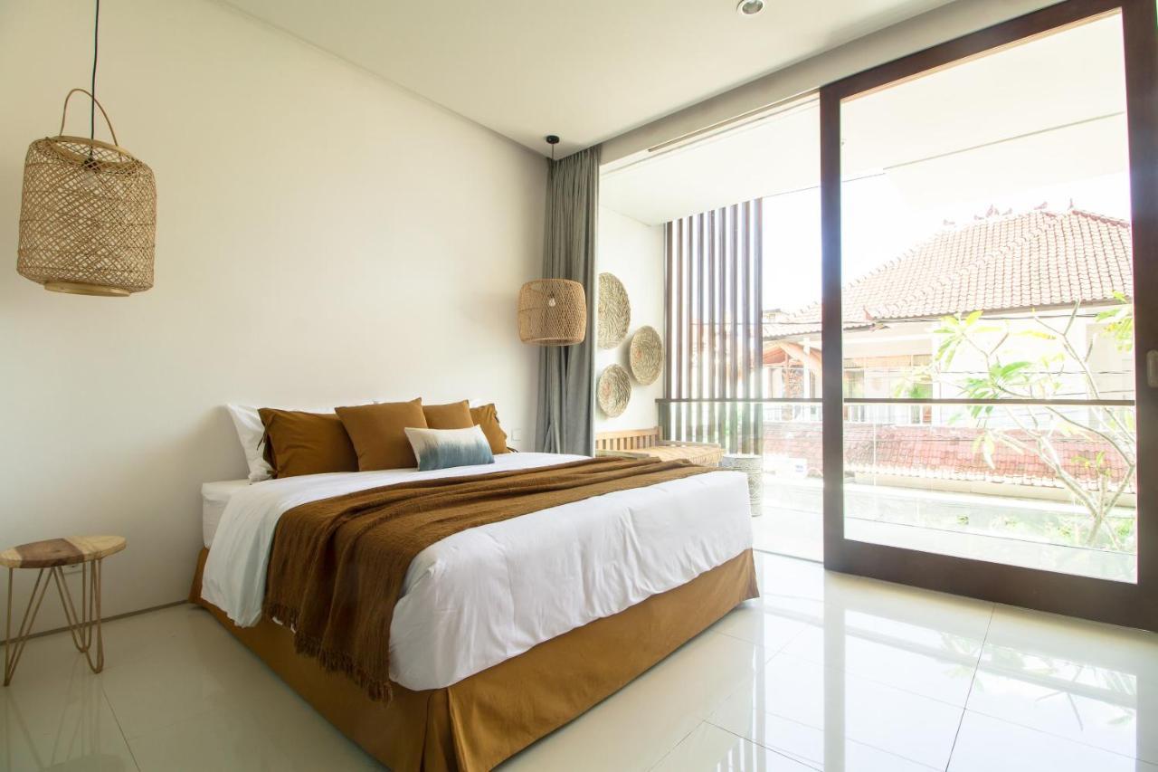 Pelangi 148 Beach Suites سمينياك المظهر الخارجي الصورة