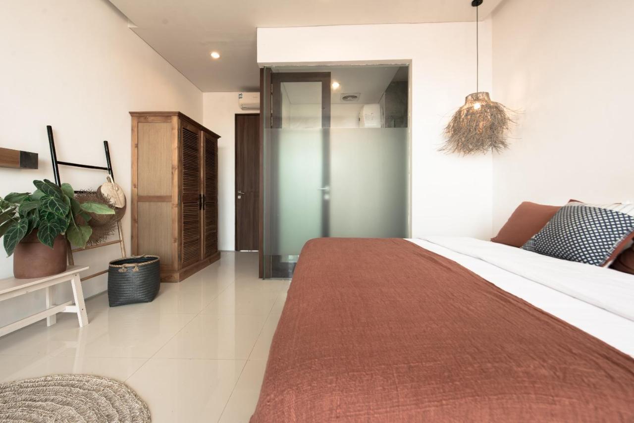 Pelangi 148 Beach Suites سمينياك المظهر الخارجي الصورة