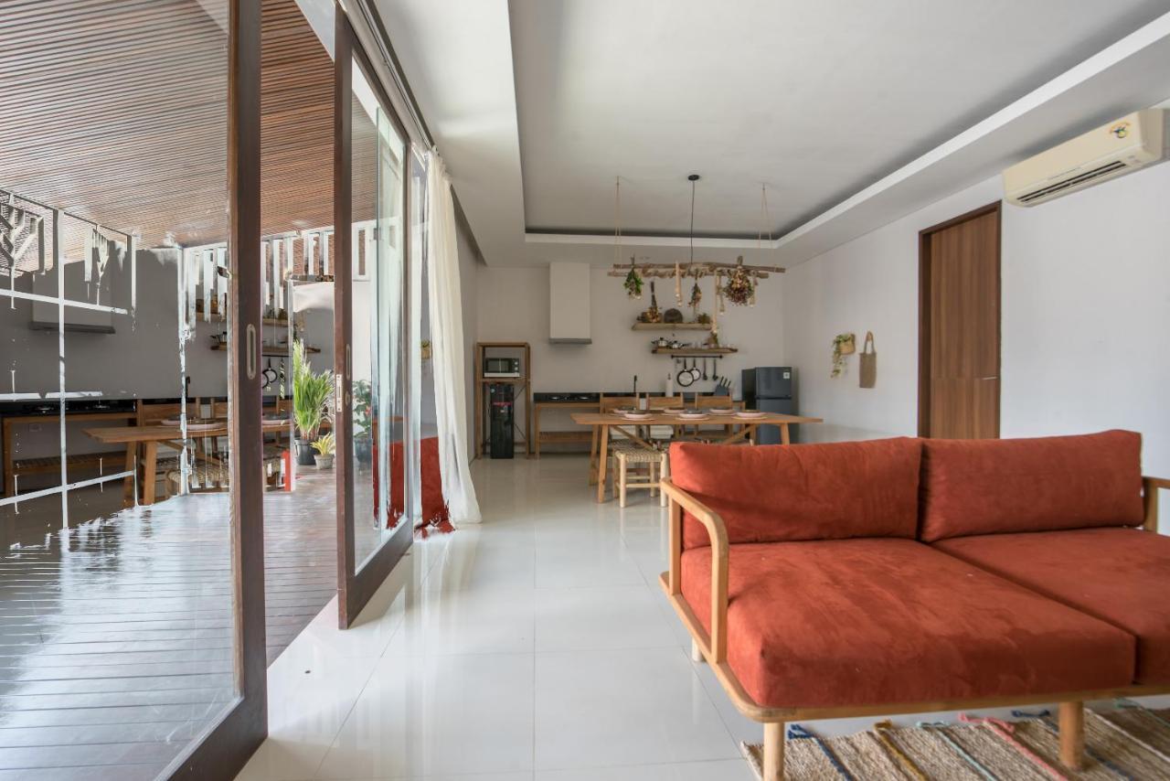 Pelangi 148 Beach Suites سمينياك المظهر الخارجي الصورة