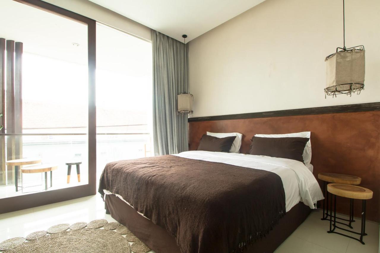 Pelangi 148 Beach Suites سمينياك المظهر الخارجي الصورة