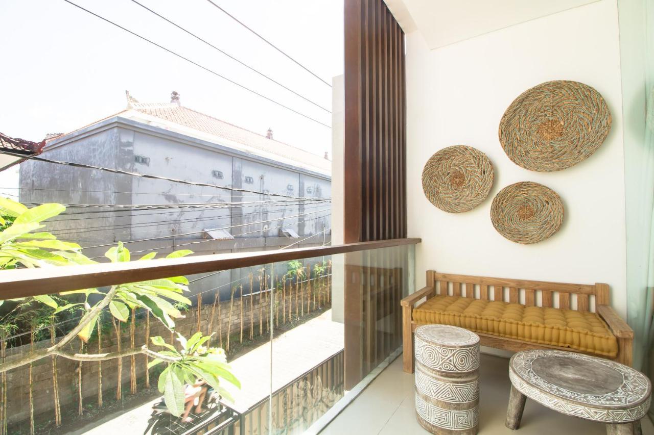 Pelangi 148 Beach Suites سمينياك المظهر الخارجي الصورة