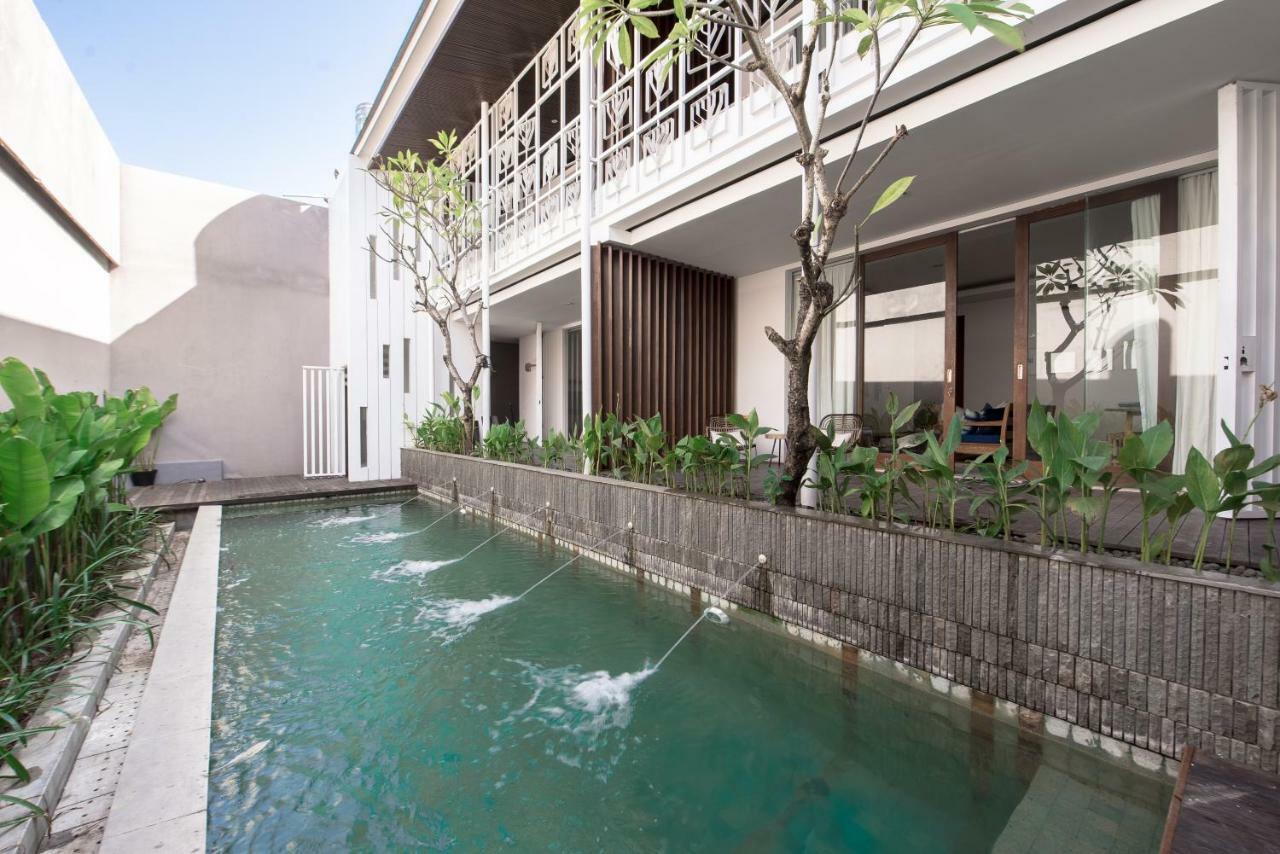 Pelangi 148 Beach Suites سمينياك المظهر الخارجي الصورة